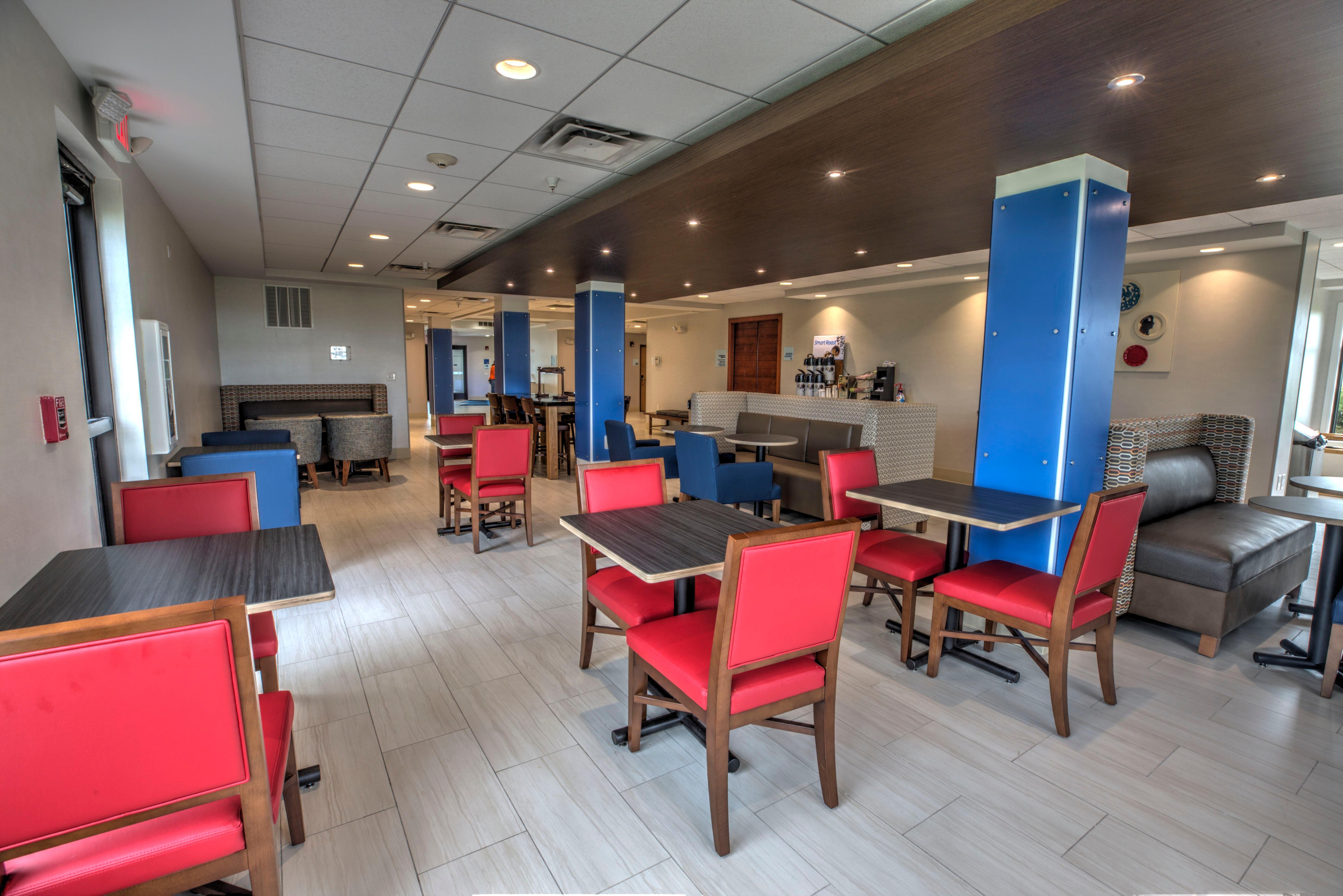 Holiday Inn Express Rochelle By Ihg Экстерьер фото